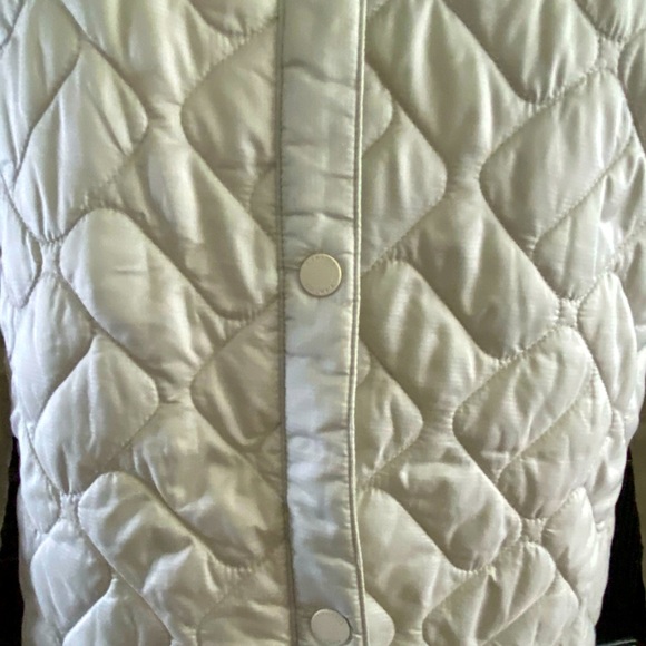 Columbia Long Thin Quilted Jacket - Picture 3 of 11